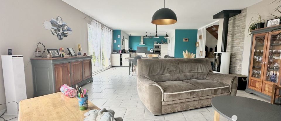 Maison 6 pièces de 145 m² à Valognes (50700)