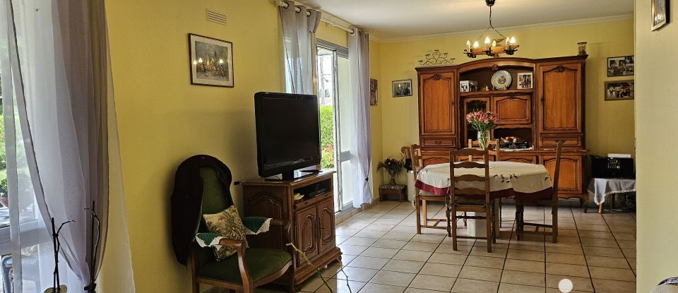 Maison de village 4 pièces de 87 m² à Meschers-sur-Gironde (17132)