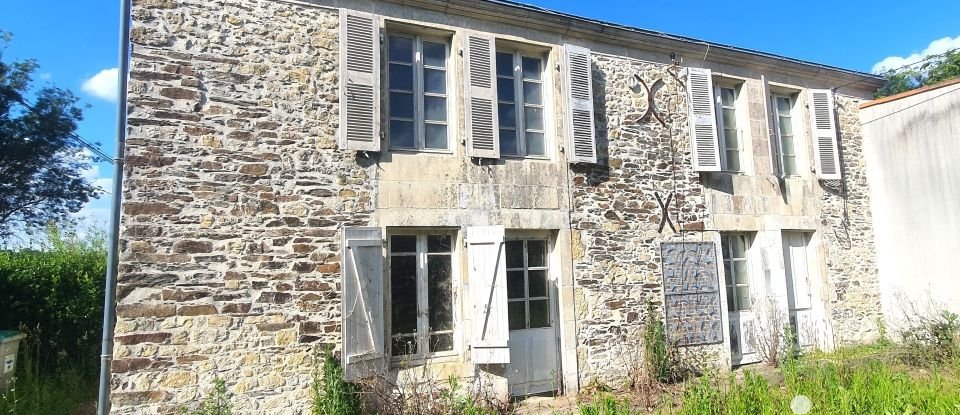 Maison de village 7 pièces de 147 m² à Le Champ-Saint-Père (85540)