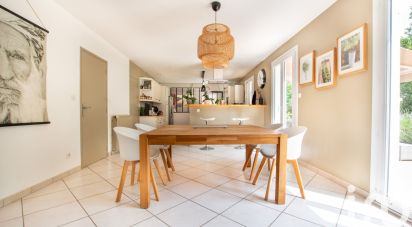 Maison 8 pièces de 203 m² à Vienne (38200)