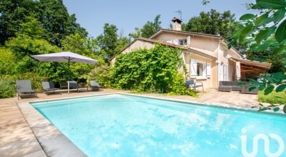 House 8 rooms of 203 m² in Vienne (38200)