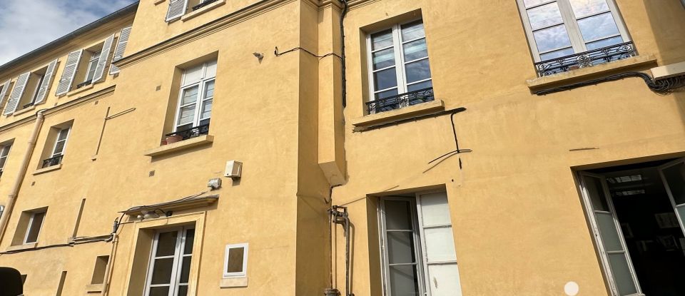 Apartment 4 rooms of 87 m² in Versailles (78000)