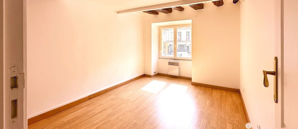 Apartment 4 rooms of 87 m² in Versailles (78000)