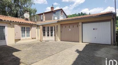 Maison 9 pièces de 185 m² à Labastide-Rouairoux (81270)