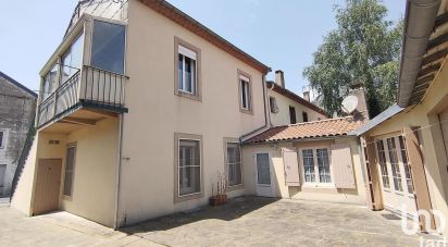 Maison 9 pièces de 185 m² à Labastide-Rouairoux (81270)