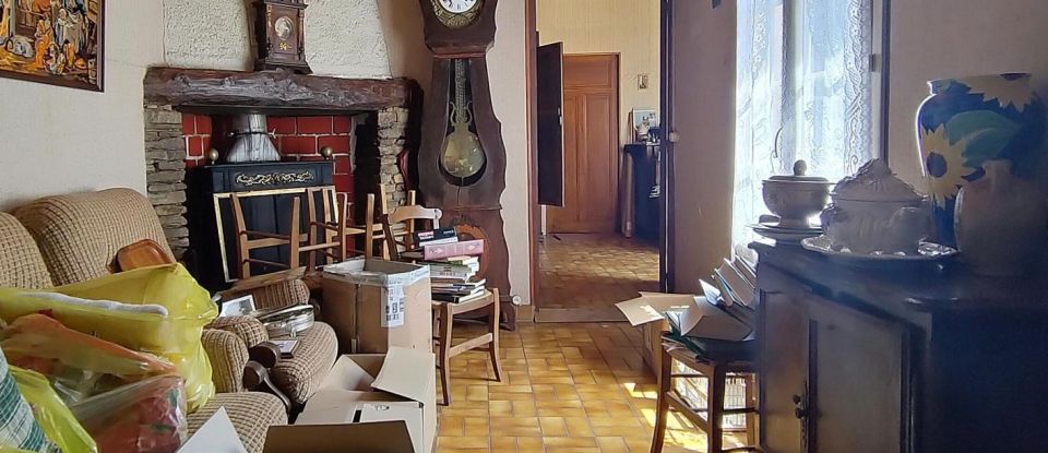 House 9 rooms of 185 m² in Labastide-Rouairoux (81270)