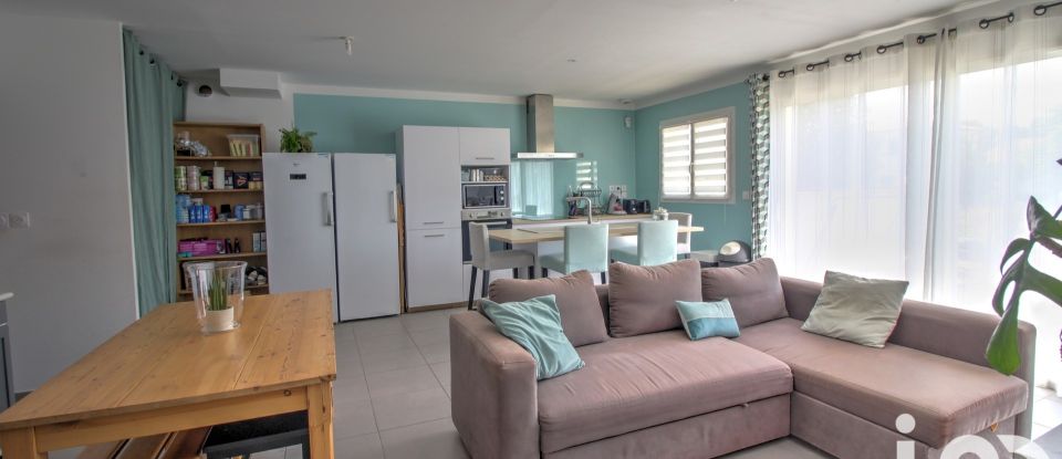 Maison 5 pièces de 96 m² à Carpentras (84200)