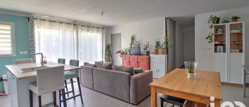 Maison 5 pièces de 96 m² à Carpentras (84200)