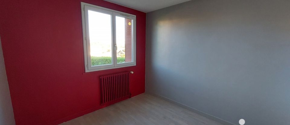 Maison 4 pièces de 90 m² à Blanzy (71450)