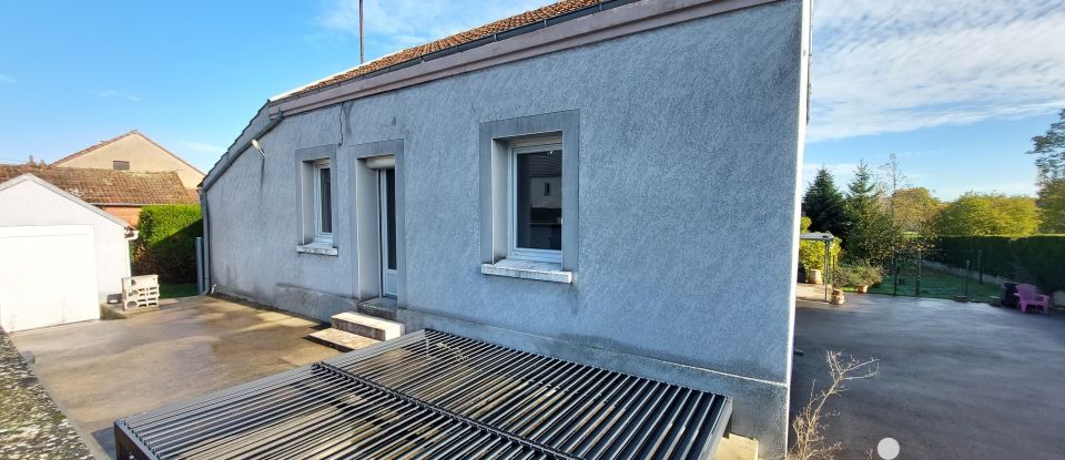 Maison 4 pièces de 90 m² à Blanzy (71450)