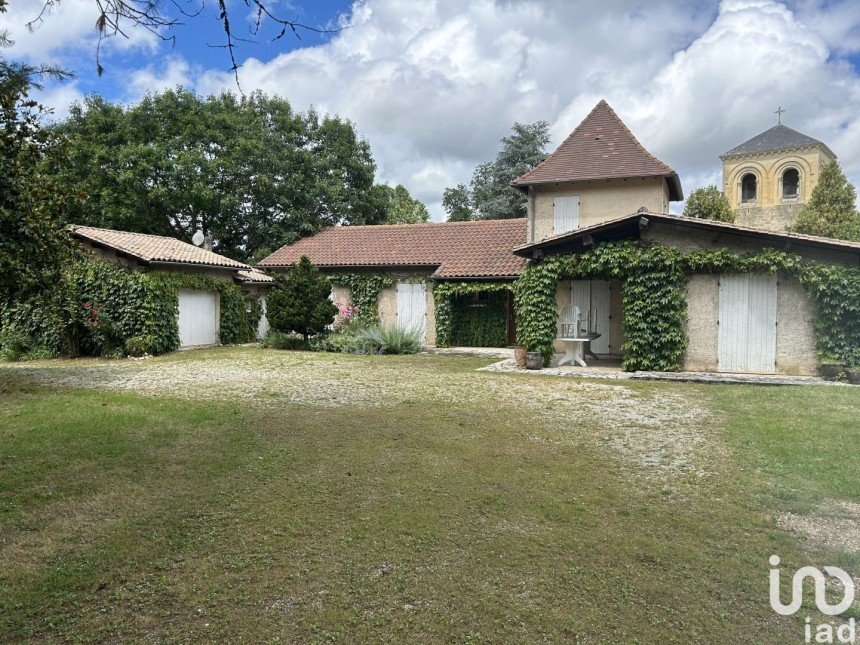 Maison 6 pièces de 140 m² à Boulazac Isle Manoire (24750)