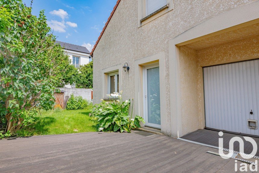 Maison 6 pièces de 98 m² à Chevilly-Larue (94550)