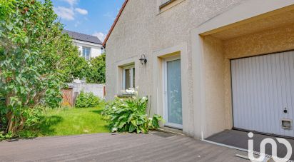 House 6 rooms of 98 m² in Chevilly-Larue (94550)