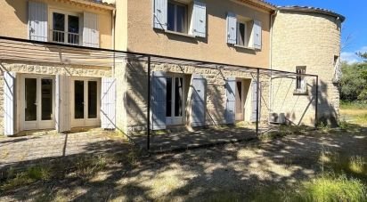 Maison 9 pièces de 240 m² à Velleron (84740)