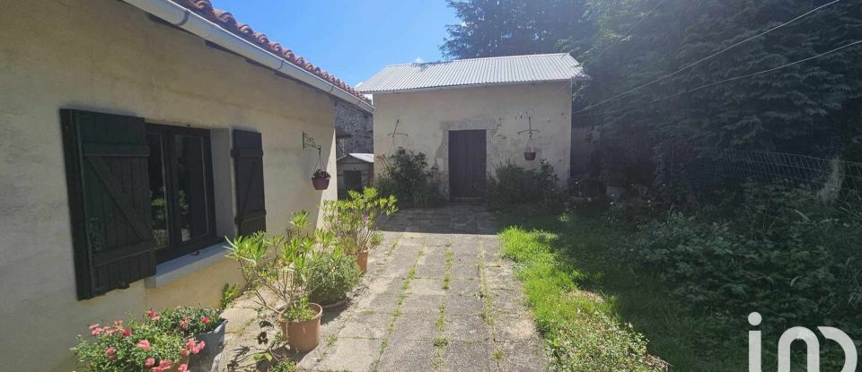 House 5 rooms of 77 m² in Dournazac (87230)