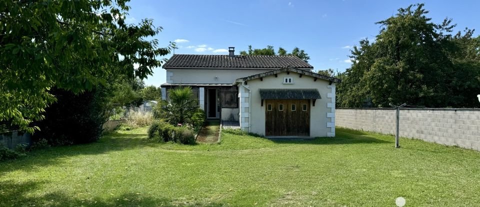 Maison 4 pièces de 70 m² à Puymoyen (16400)