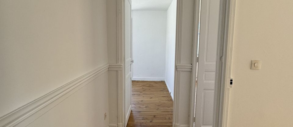 Apartment 4 rooms of 83 m² in Lourdes (65100)