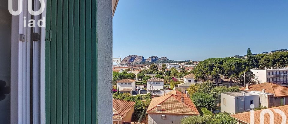 Apartment 3 rooms of 54 m² in La Ciotat (13600)