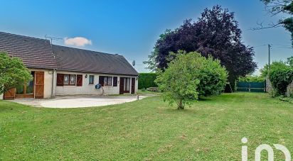 Maison traditionnelle 5 pièces de 100 m² à Villeneuve-les-Bordes (77154)