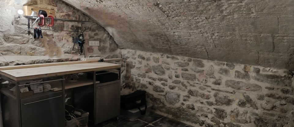 Maison 3 pièces de 51 m² à Arles (13200)