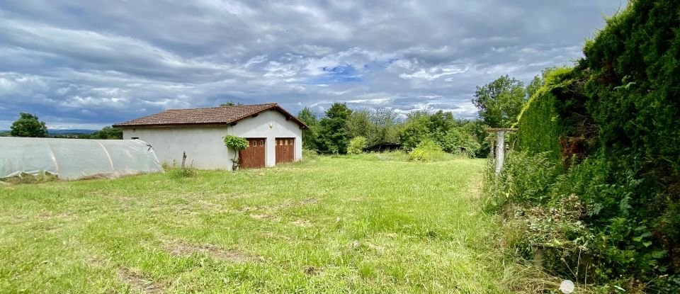 House 4 rooms of 81 m² in Saint-Cyprien (42160)