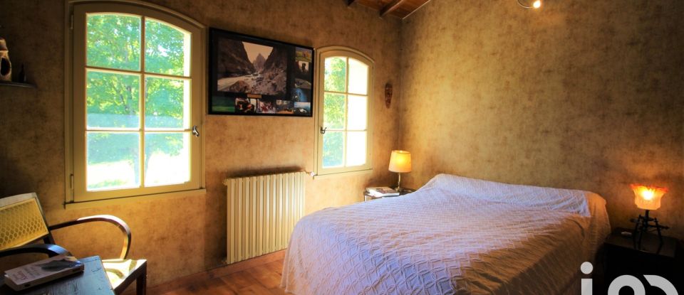 Traditional house 7 rooms of 185 m² in Castres (81100)