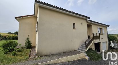 Maison 5 pièces de 140 m² à Cayrols (15290)