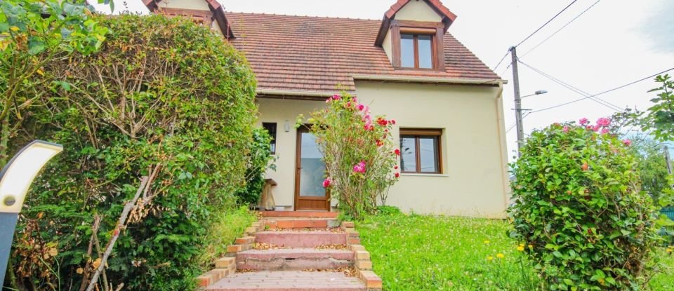 House 6 rooms of 118 m² in Morsang-sur-Orge (91390)