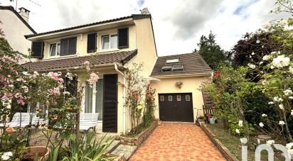 House 7 rooms of 135 m² in Évry (91000)