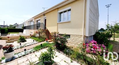 House 5 rooms of 80 m² in Naintré (86530)