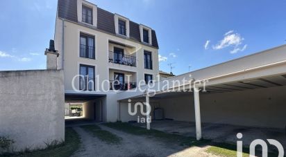 Building in Courtry (77181) of 360 m²