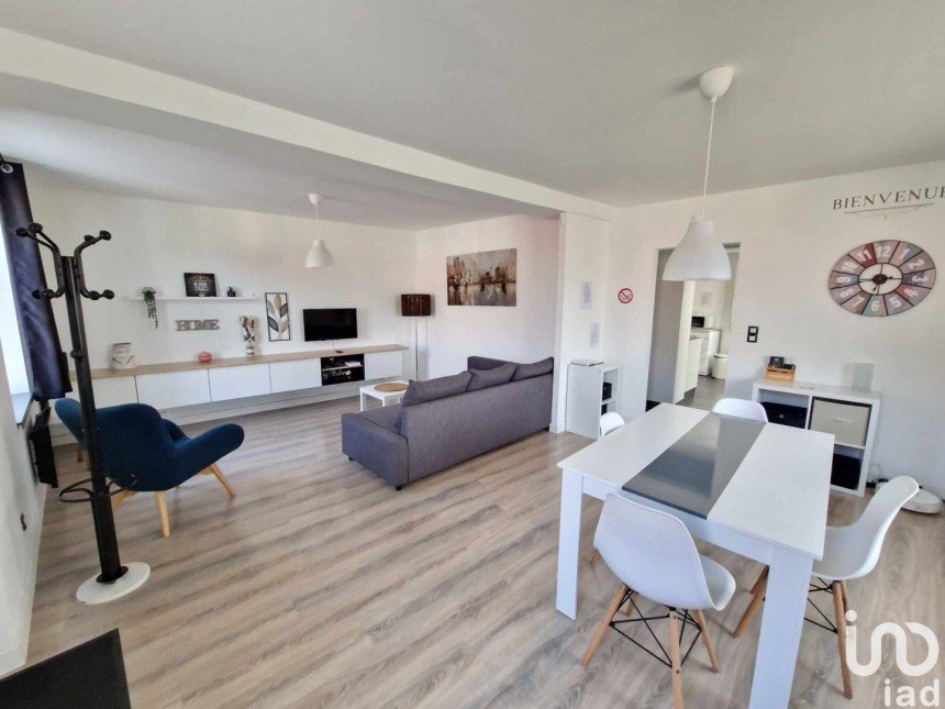 Maison 3 pièces de 66 m² à Les Bordes (45460)