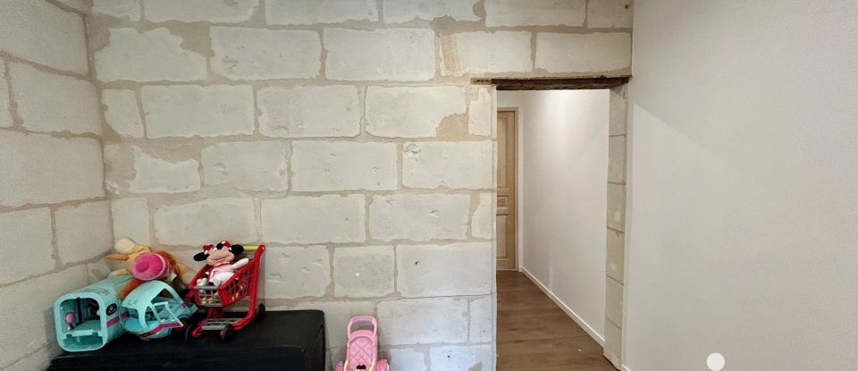 Maison 5 pièces de 165 m² à Varennes-sur-Loire (49730)