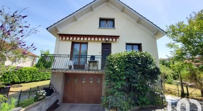 Town house 6 rooms of 117 m² in Biars-sur-Cère (46130)