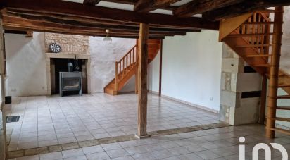 Country house 3 rooms of 125 m² in Brux (86510)