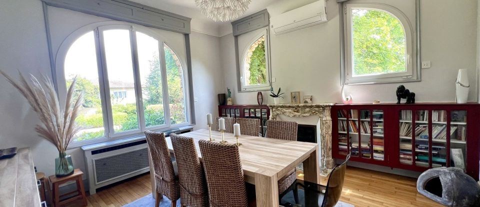 House 9 rooms of 220 m² in Vitry-le-François (51300)