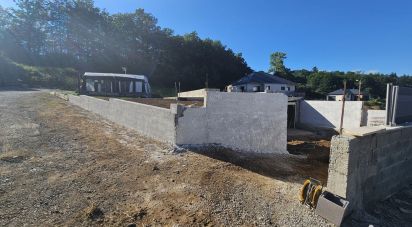 Land of 764 m² in Salles-Curan (12410)