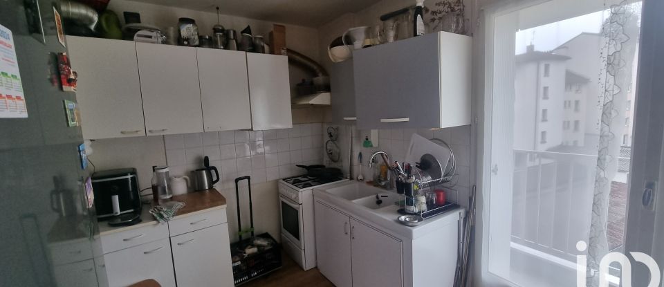 Appartement 3 pièces de 64 m² à Aurillac (15000)