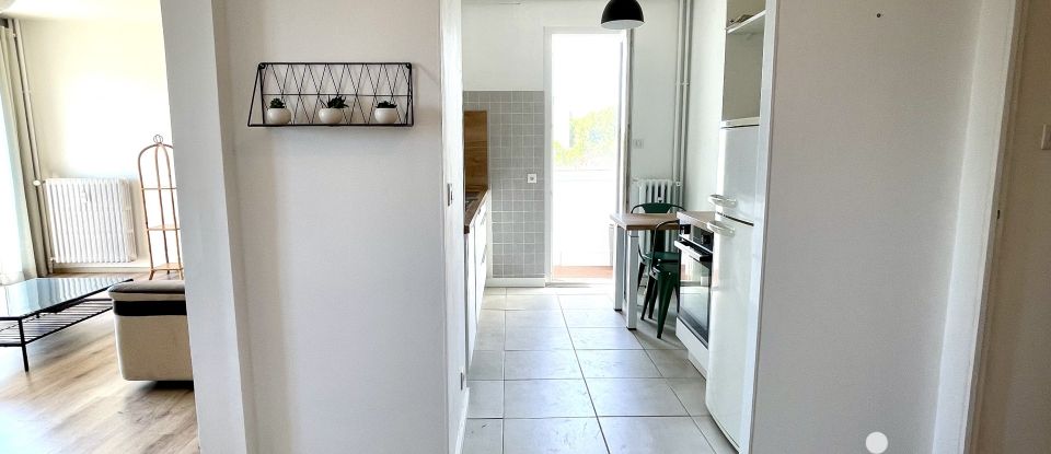 Appartement 3 pièces de 78 m² à Narbonne (11100)