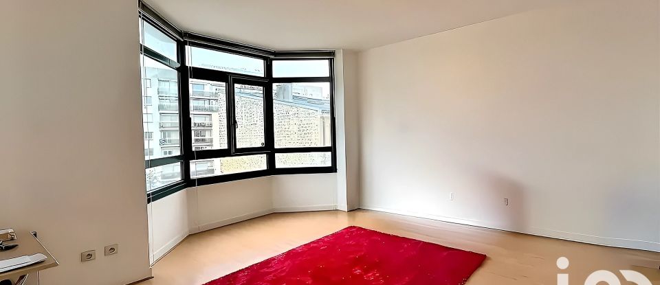 Appartement 2 pièces de 45 m² à Suresnes (92150)