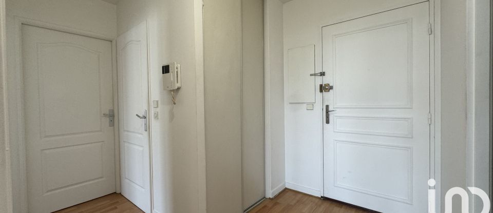 Appartement 2 pièces de 45 m² à Suresnes (92150)