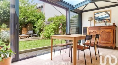 Maison 6 pièces de 125 m² à Montigny-le-Bretonneux (78180)