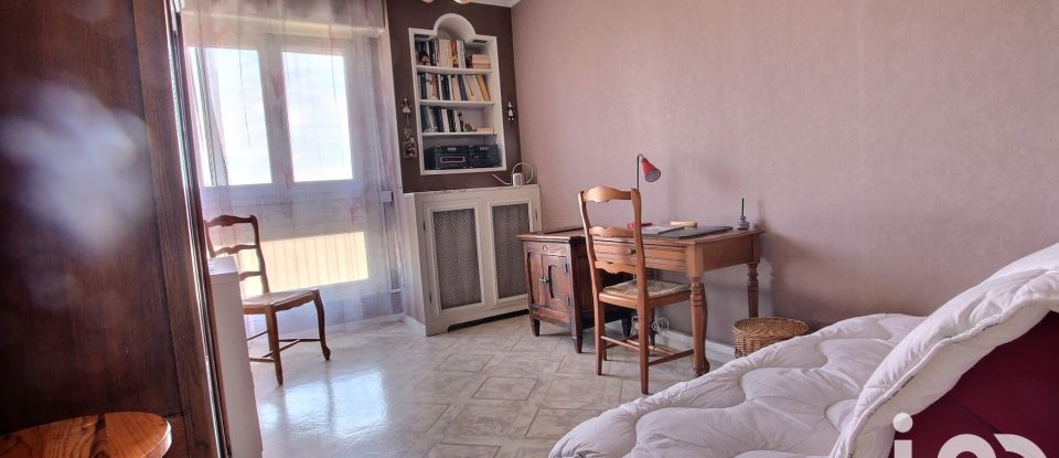 Apartment 4 rooms of 90 m² in Marseille (13012)