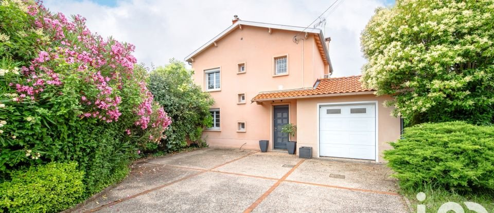 Maison 4 pièces de 81 m² à Castelginest (31780)