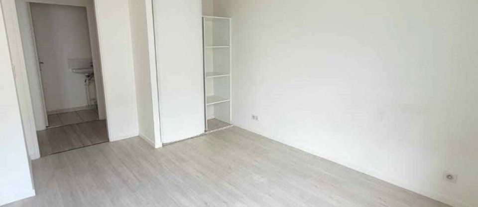 Apartment 4 rooms of 95 m² in Antony (92160)