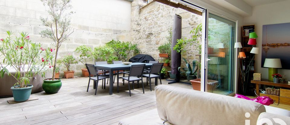 Duplex 4 rooms of 158 m² in Bordeaux (33000)