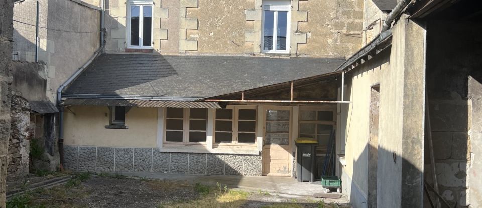 Maison de village 10 pièces de 218 m² à Lys-Haut-Layon (49560)