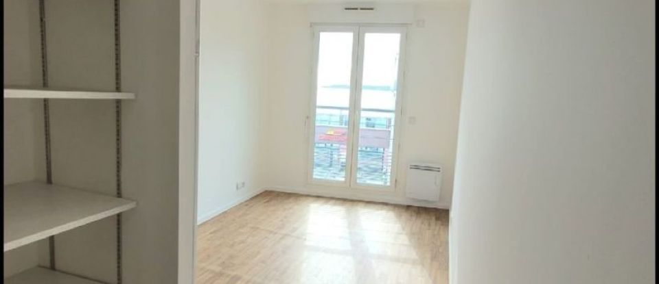 Appartement 3 pièces de 67 m² à Antony (92160)