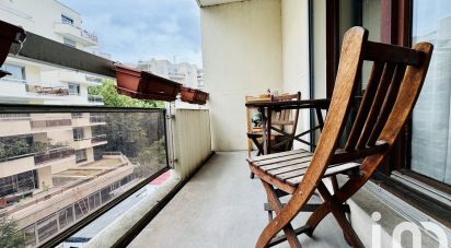 Apartment 3 rooms of 67 m² in Courbevoie (92400)