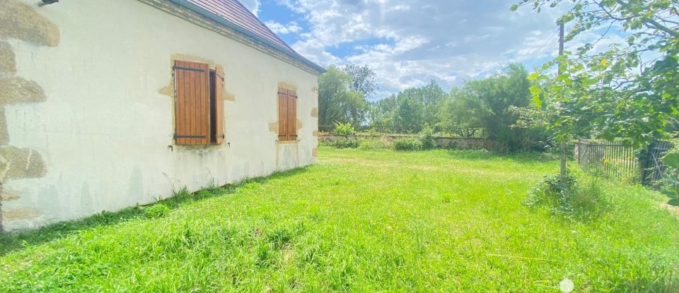 Traditional house 7 rooms of 233 m² in Saint-Yan (71600)